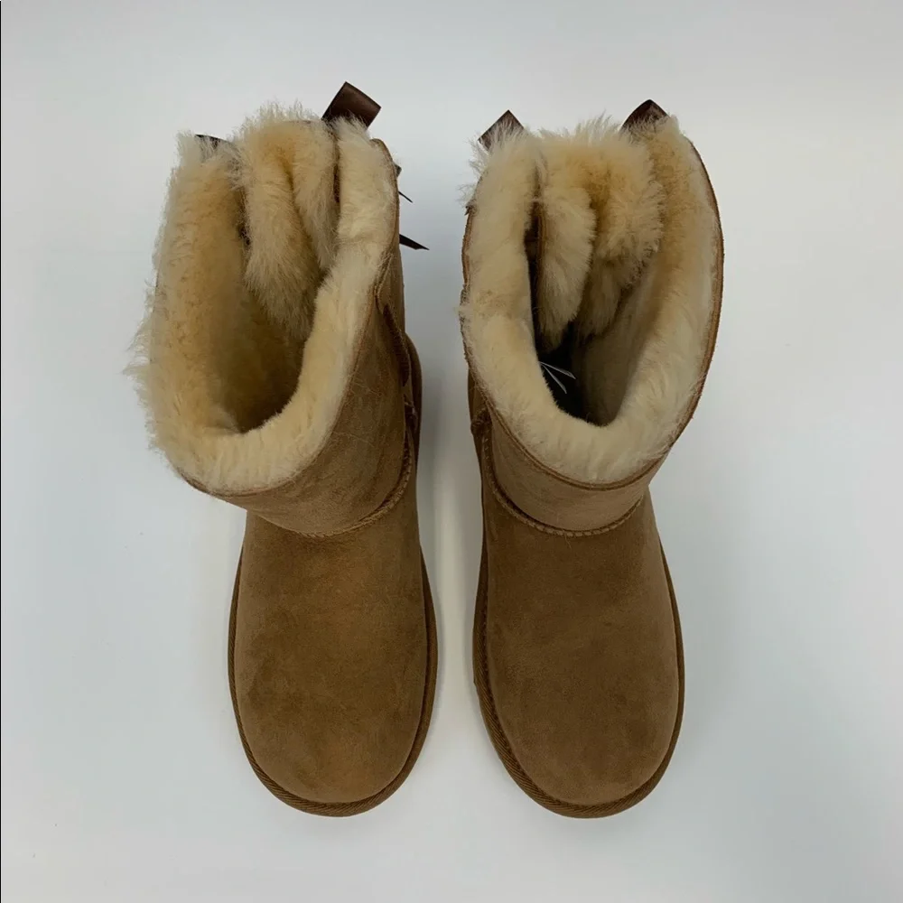 New Ugg boots Bailey Bow ll size - USA 4